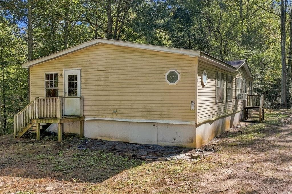 3 bedroom, 2 bathroom single family residence for sale at 108 Charlottes Web Lane, Ellijay, GA 30540 — photo 4