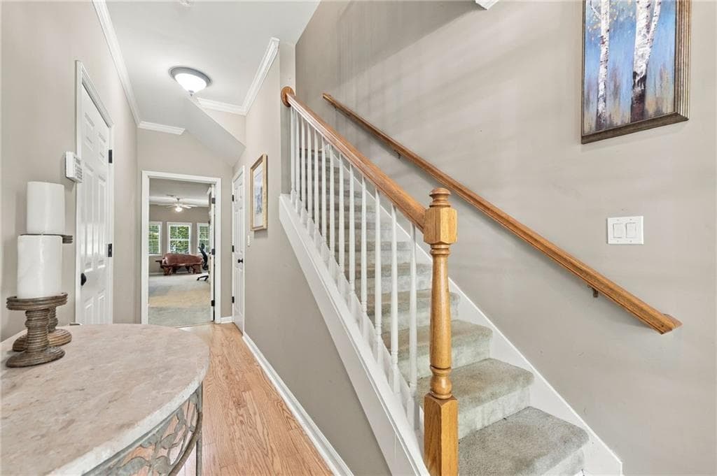 2 bedroom, 3 bathroom, 2,595 sq ft townhouse for sale at 1607 Waters Edge Trail, Roswell, GA 30075 — photo 5