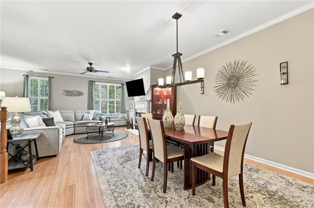 2 bedroom, 3 bathroom, 2,595 sq ft townhouse for sale at 1607 Waters Edge Trail, Roswell, GA 30075 — photo 8