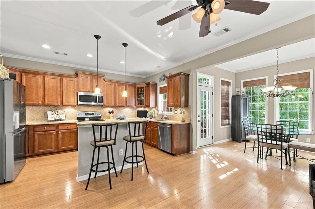 2 bedroom, 3 bathroom, 2,595 sq ft townhouse for sale at 1607 Waters Edge Trail, Roswell, GA 30075 — photo 9