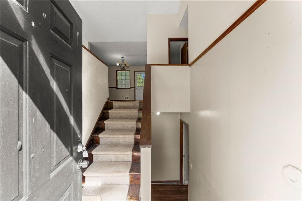 6 bedroom, 5 bathroom, 2,488 sq ft single family residence for sale at 6959 Deaton Henry Road, Flowery Branch, GA 30542 — photo 5