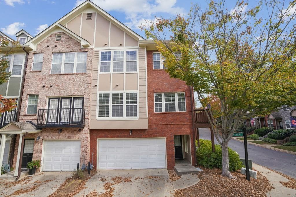 2 bedroom, 3 bathroom, 1,887 sq ft townhouse for rent at 3775 Ashford Creek Avenue, Brookhaven, GA 30319 for $3,250 a month — photo 1 of 31