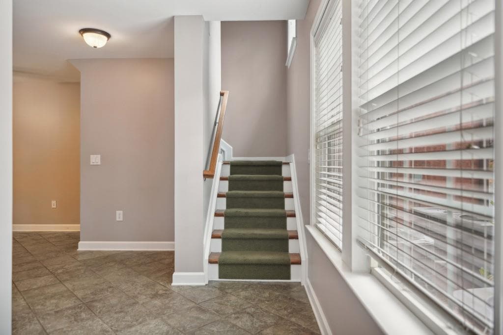 2 bedroom, 3 bathroom, 1,887 sq ft townhouse for rent at 3775 Ashford Creek Avenue, Brookhaven, GA 30319 for $3,250 a month — photo 2
