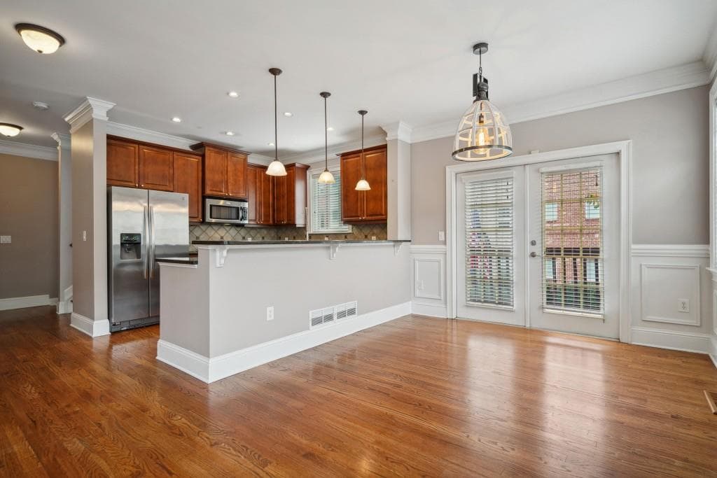 2 bedroom, 3 bathroom, 1,887 sq ft townhouse for rent at 3775 Ashford Creek Avenue, Brookhaven, GA 30319 for $3,250 a month — photo 8
