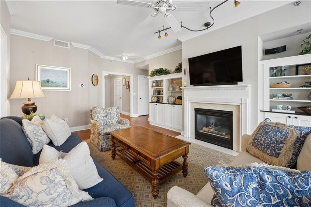2 bedroom, 3 bathroom, 1,693 sq ft condominium for sale at 211 Colonial Homes Drive 1304, Atlanta, GA 30309 — photo 8