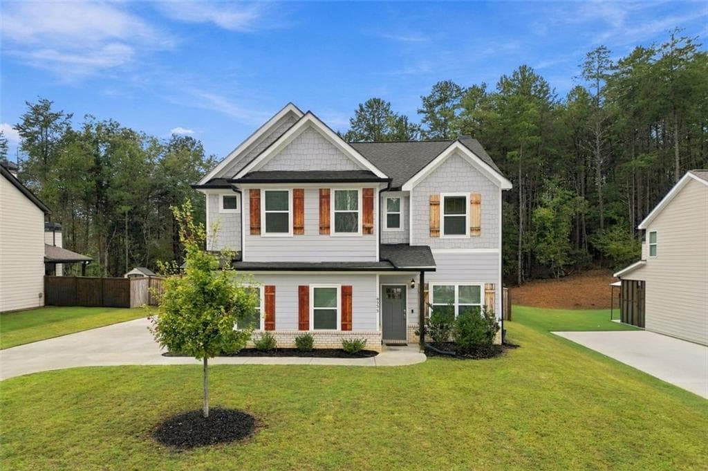 4 bedroom, 3 bathroom, 2,601 sq ft single family residence for sale at 6535 River Station Drive, Lula, GA 30554 — photo 1 of 43