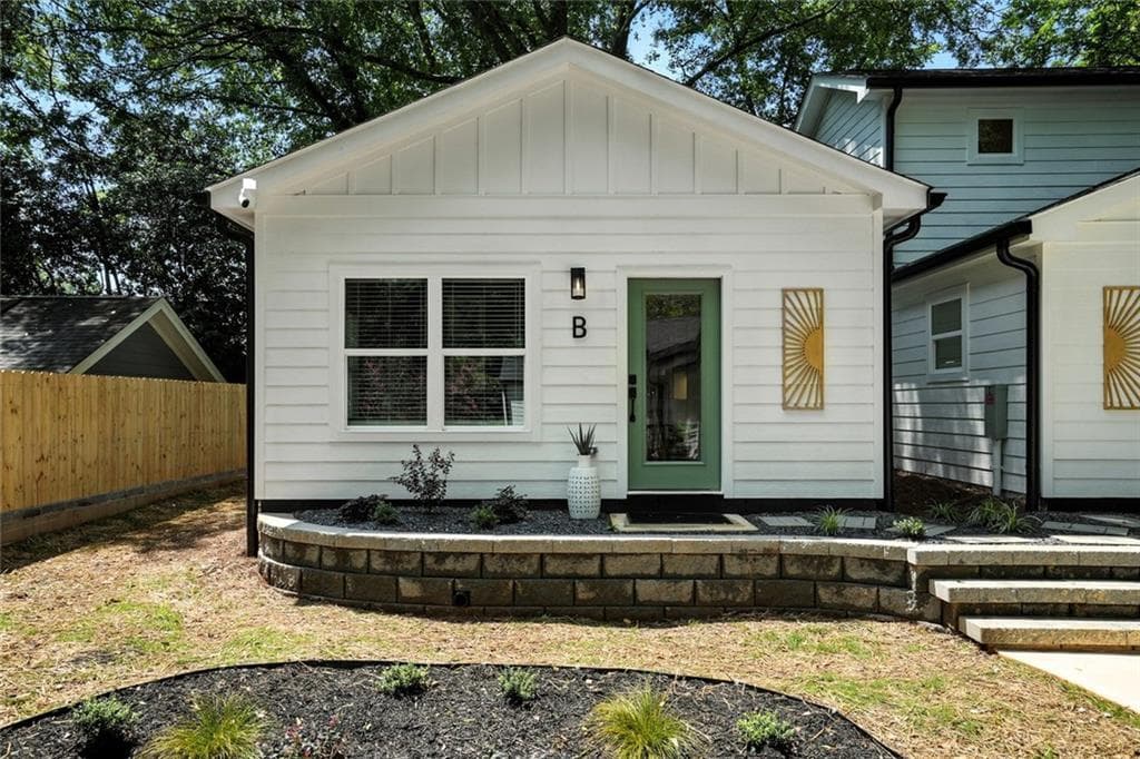 1 bedroom, 1 bathroom single family residence for rent at 1597 Glenwood Avenue B, Atlanta, GA 30316 for $1,795 a month