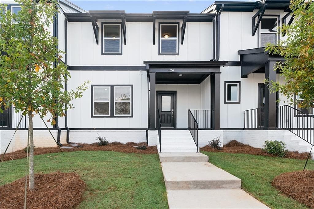 4 bedroom, 4 bathroom, 2,175 sq ft townhouse for rent at 126 Reagan Street, Woodstock, GA 30188 for $2,800 a month