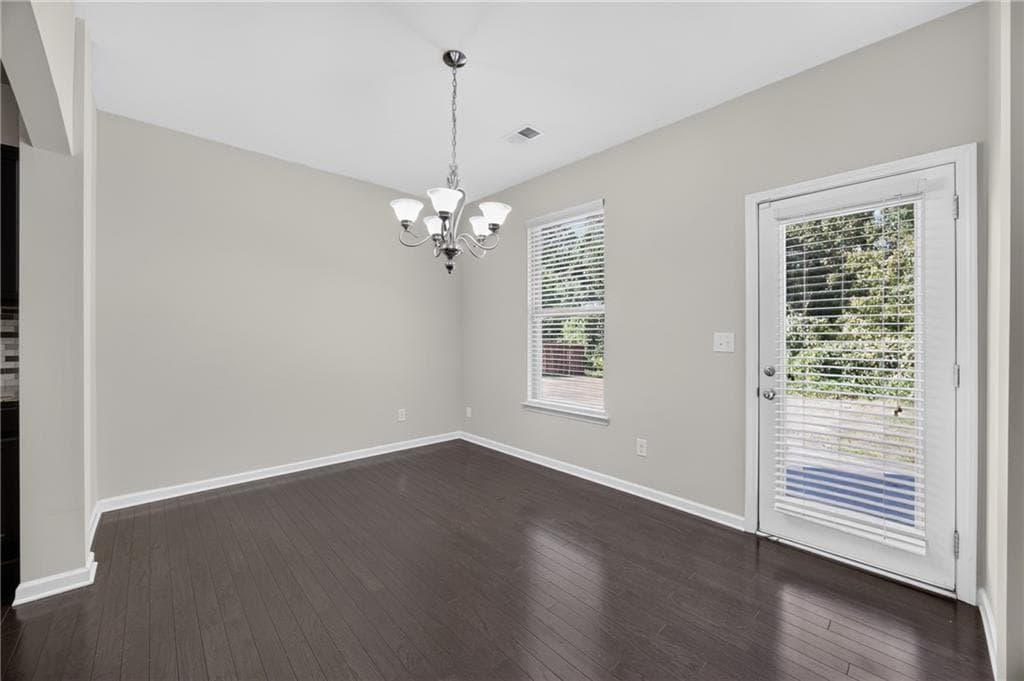 3 bedroom, 3 bathroom, 2,116 sq ft single family residence for sale at 7113 Creeksong Drive, Douglasville, GA 30134 — photo 8