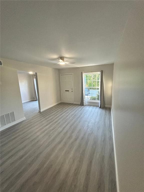 2 bedroom, 1 bathroom, 840 sq ft condominium for sale at 3541 Old Chamblee Tucker Road H, Atlanta, GA 30340 — photo 3