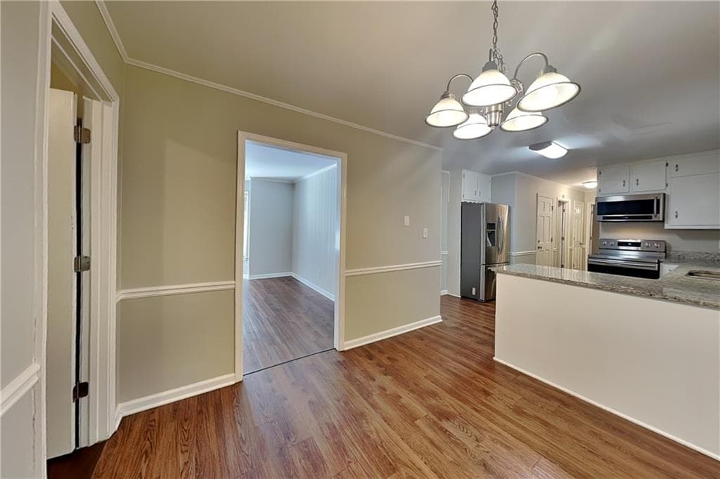 4 bedroom, 3 bathroom, 2,404 sq ft single family residence for rent at 1484 Pleasant Street, Marietta, GA 30066 for $2,740 a month — photo 8