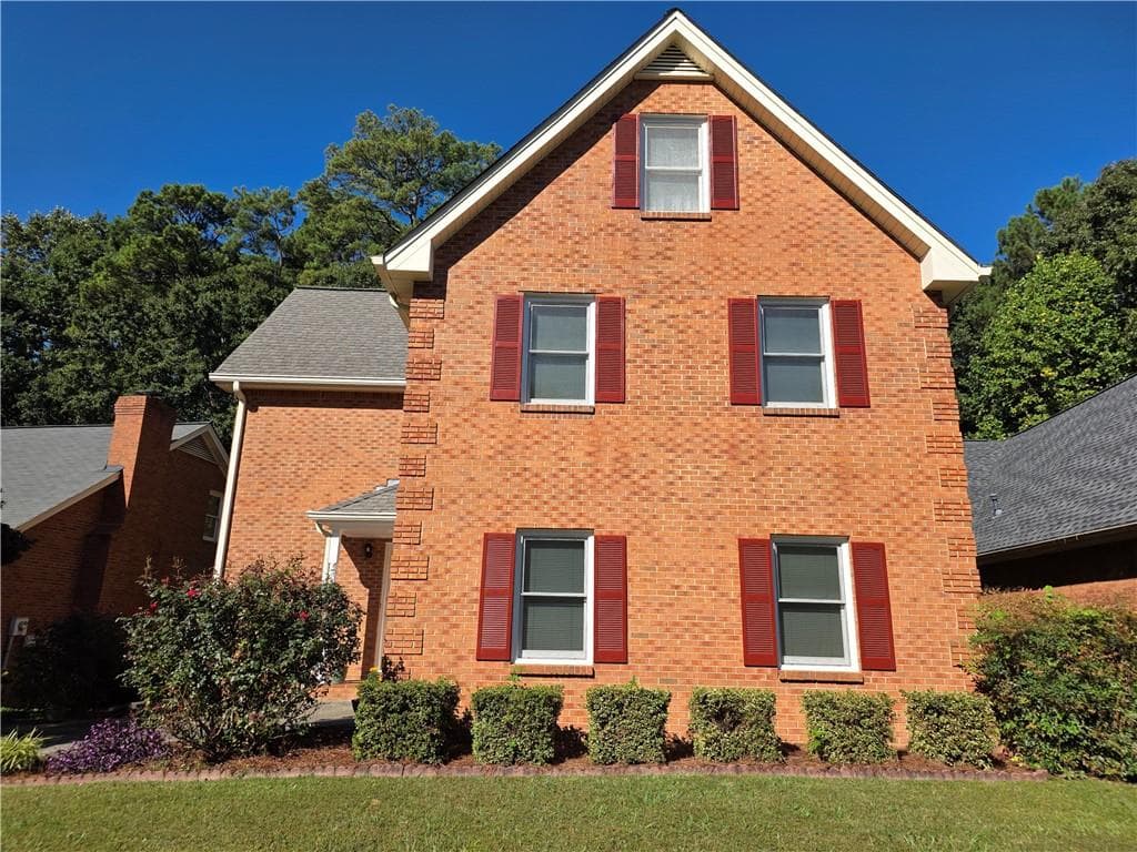 4 bedroom, 2 bathroom, 1,933 sq ft single family residence for rent at 1378 Camden Walk, Decatur, GA 30033 for $2,895 a month — photo 2