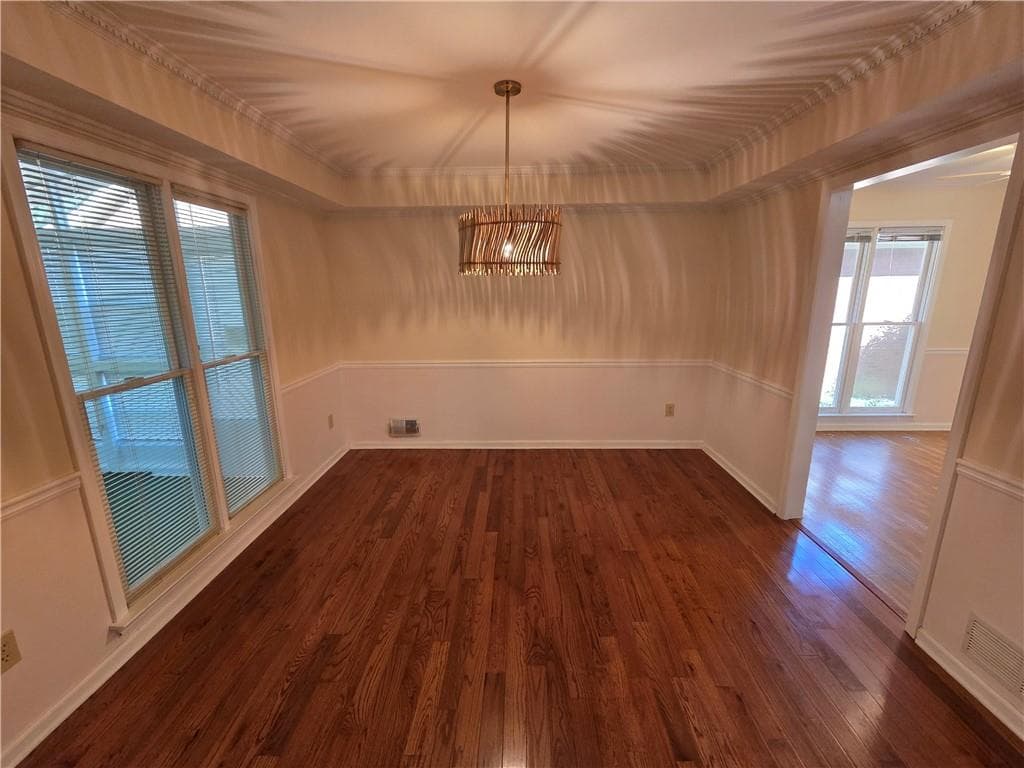4 bedroom, 2 bathroom, 1,933 sq ft single family residence for rent at 1378 Camden Walk, Decatur, GA 30033 for $2,895 a month — photo 8