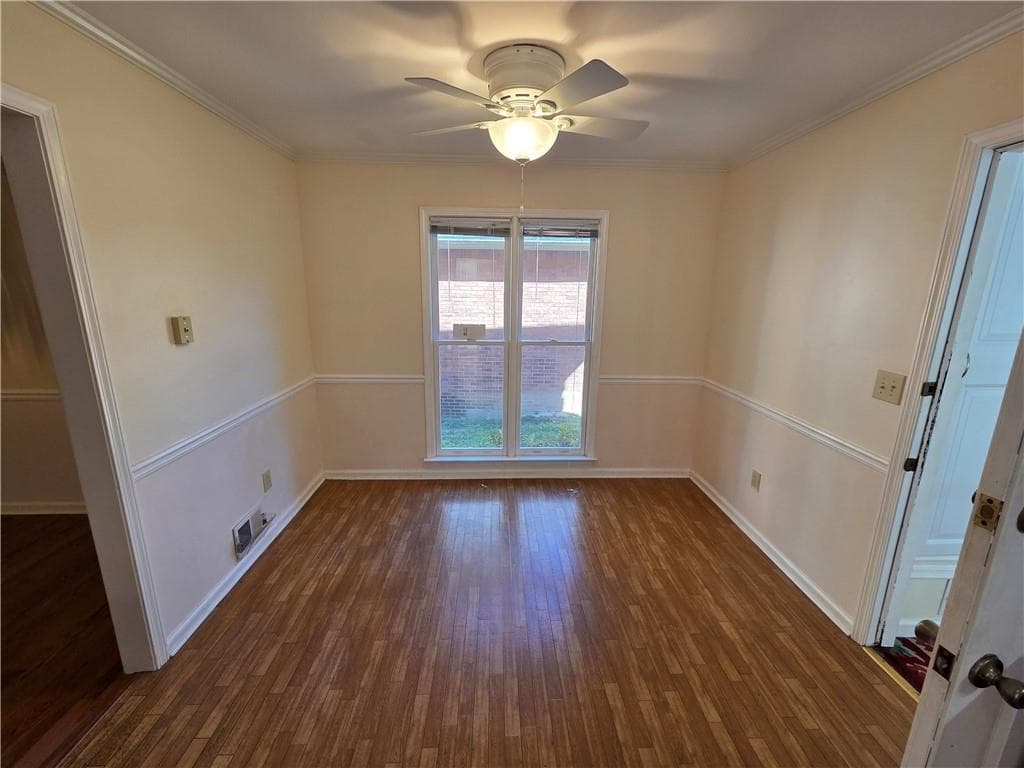 4 bedroom, 2 bathroom, 1,933 sq ft single family residence for rent at 1378 Camden Walk, Decatur, GA 30033 for $2,895 a month — photo 9