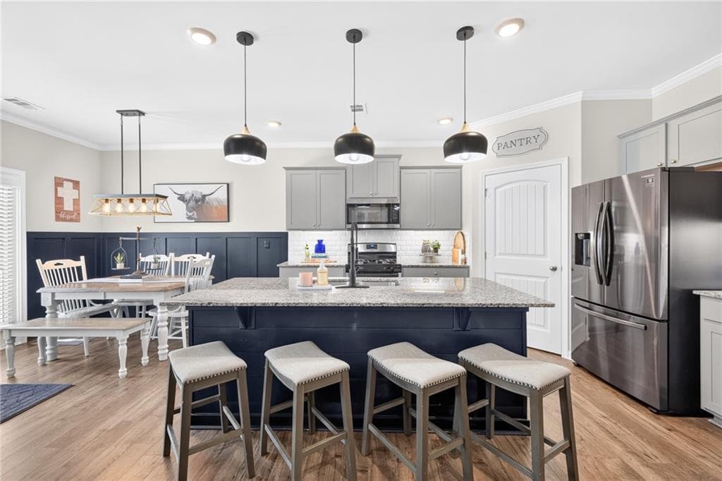 5 bedroom, 3 bathroom, 2,539 sq ft single family residence for sale at 6012 Screech Owl Drive, Flowery Branch, GA 30542 — photo 6