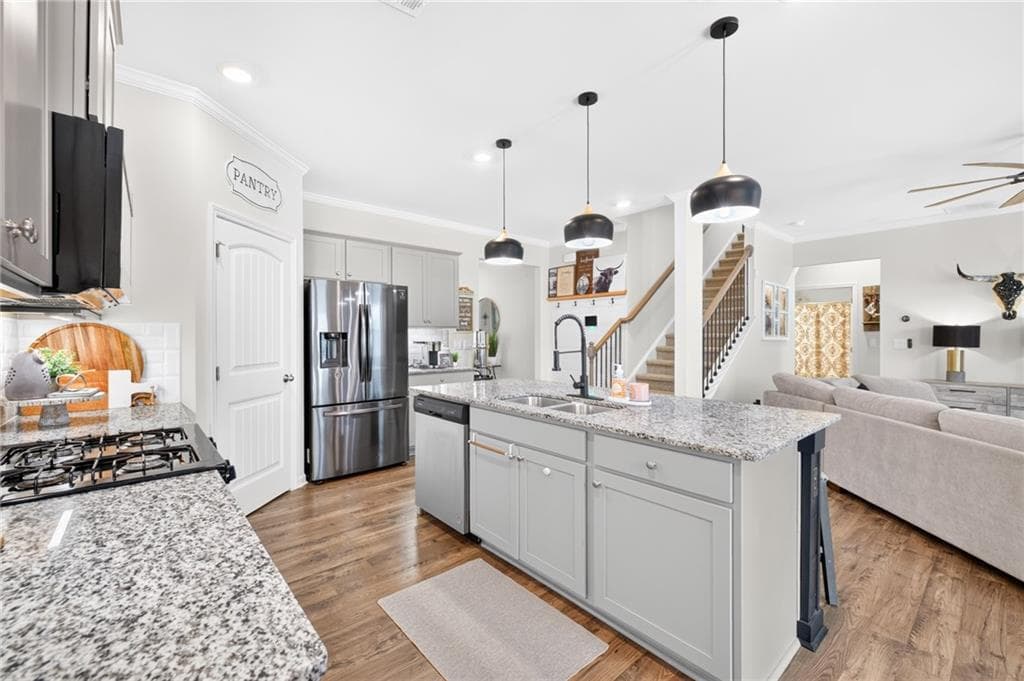 5 bedroom, 3 bathroom, 2,539 sq ft single family residence for sale at 6012 Screech Owl Drive, Flowery Branch, GA 30542 — photo 7