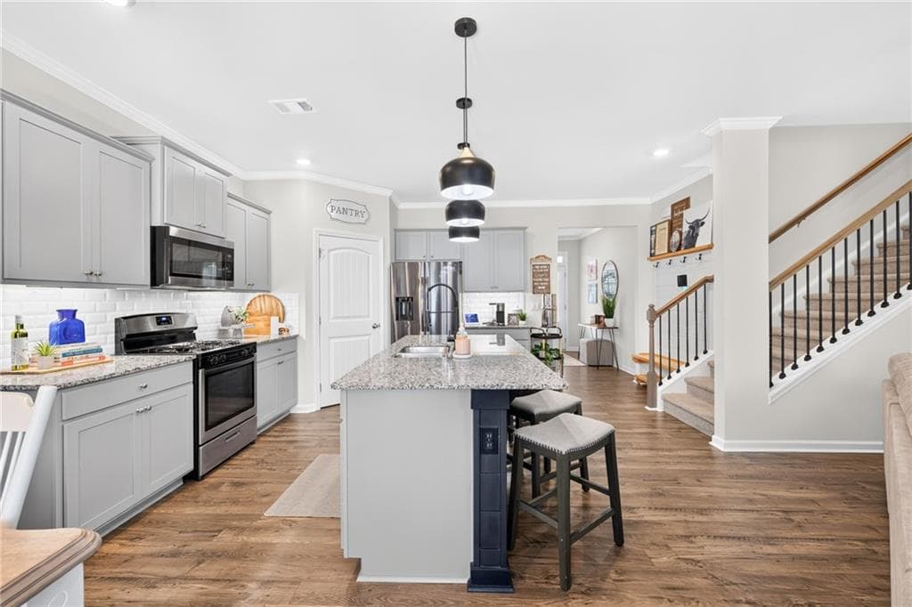 5 bedroom, 3 bathroom, 2,539 sq ft single family residence for sale at 6012 Screech Owl Drive, Flowery Branch, GA 30542 — photo 8