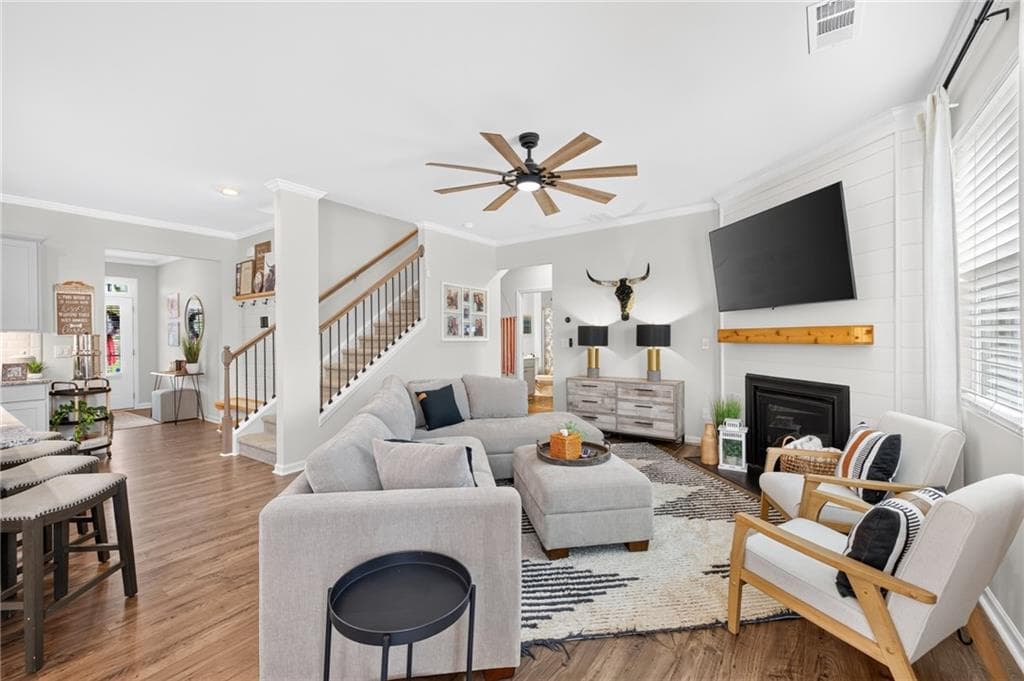 5 bedroom, 3 bathroom, 2,539 sq ft single family residence for sale at 6012 Screech Owl Drive, Flowery Branch, GA 30542 — photo 10