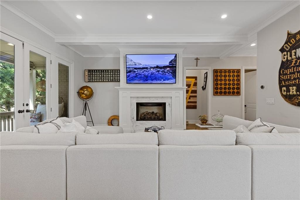 5 bedroom, 6 bathroom, 5,060 sq ft single family residence for sale at 3931 Cash Landing, Marietta, GA 30066 — photo 6