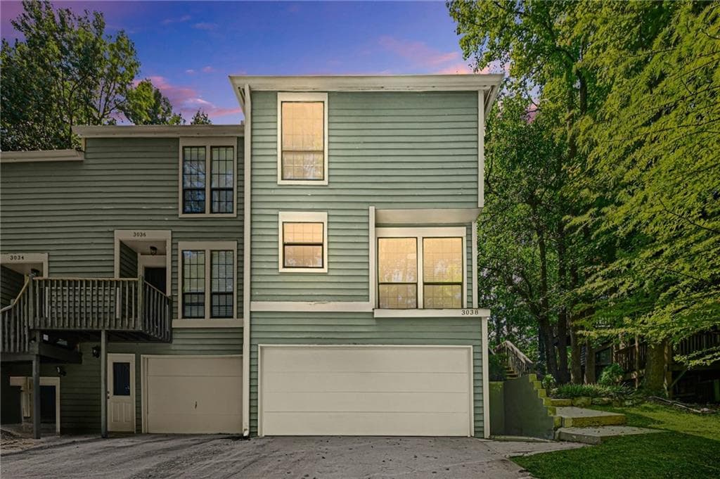 2 bedroom, 4 bathroom, 1,708 sq ft condominium for rent at 3038 Steeplechase, Alpharetta, GA 30004 for $2,500 a month — photo 1 of 45