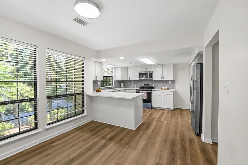 2 bedroom, 4 bathroom, 1,708 sq ft condominium for rent at 3038 Steeplechase, Alpharetta, GA 30004 for $2,500 a month — photo 7