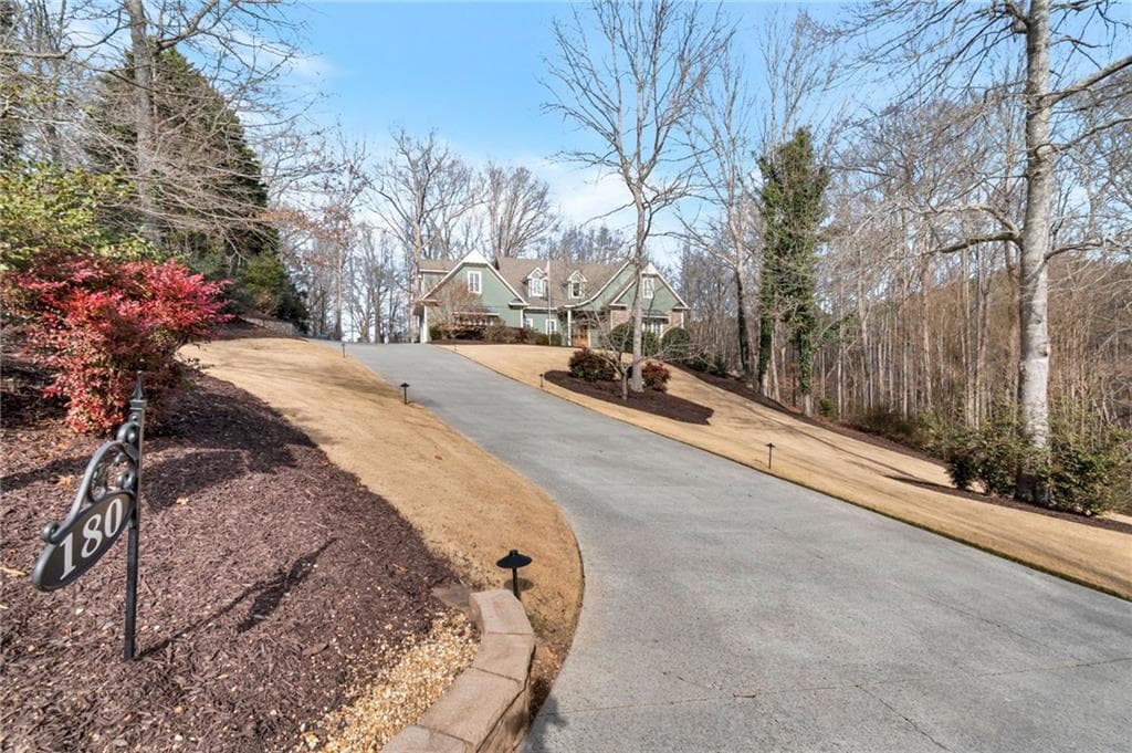 7 bedroom, 5 bathroom, 4,470 sq ft single family residence for sale at 180 Forest Glen Drive, Waleska, GA 30183 — photo 4