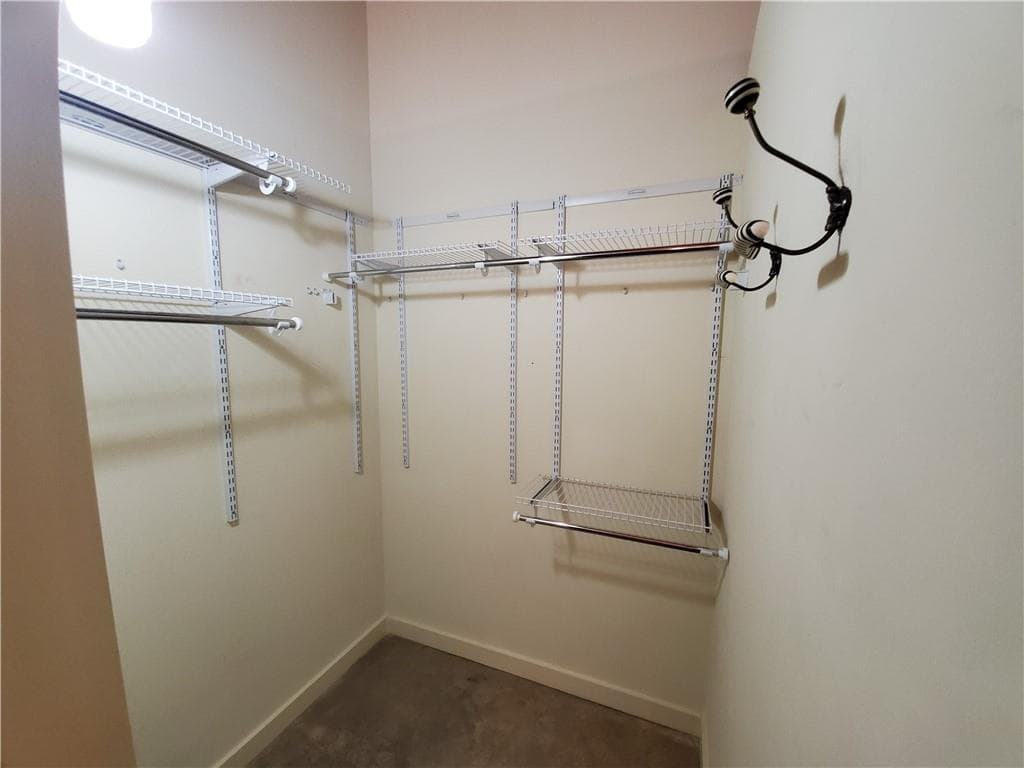 1 bedroom, 1 bathroom, 994 sq ft condominium for rent at 170 Boulevard H-214, Atlanta, GA 30312 for $2,195 a month — photo 9