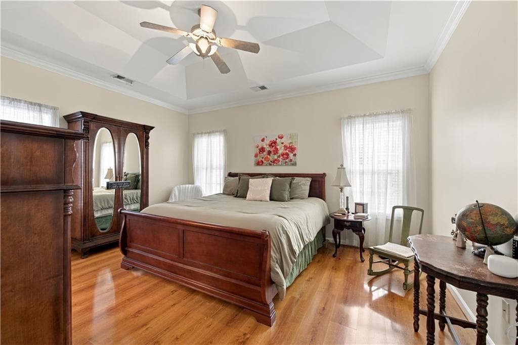 3 bedroom, 2 bathroom, 1,860 sq ft townhouse for sale at 131 Regency Row, Calhoun, GA 30701 — photo 8