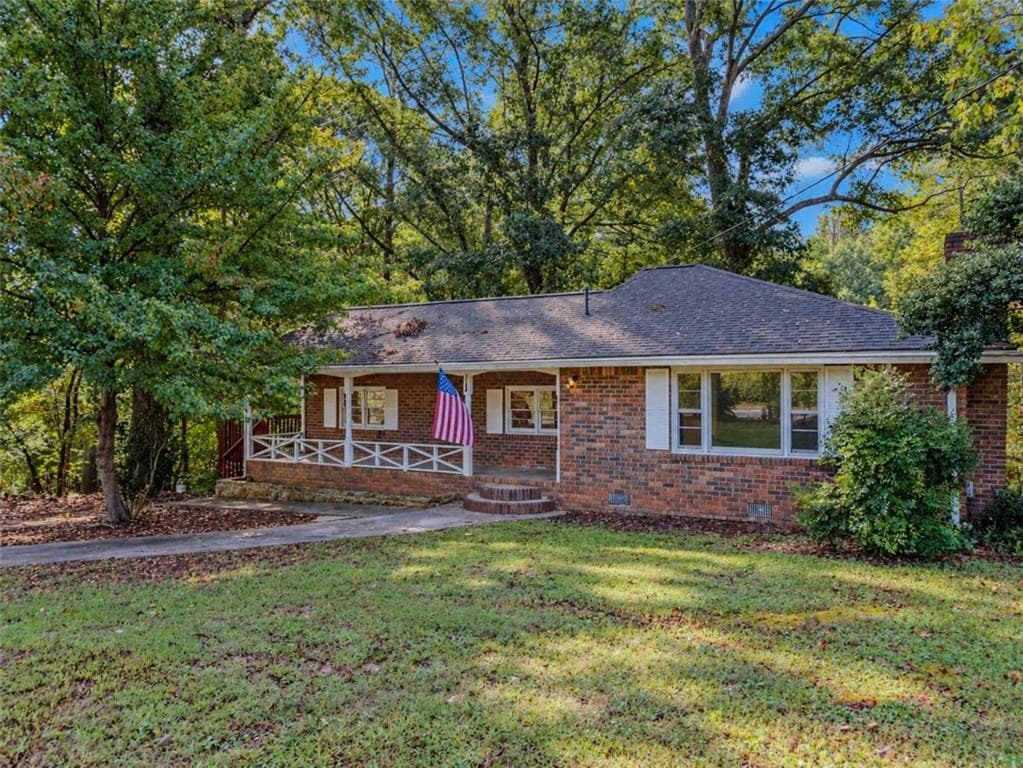 2 bedroom, 2 bathroom, 1,491 sq ft single family residence for sale at 3184 Klondike Road, Conyers, GA 30094