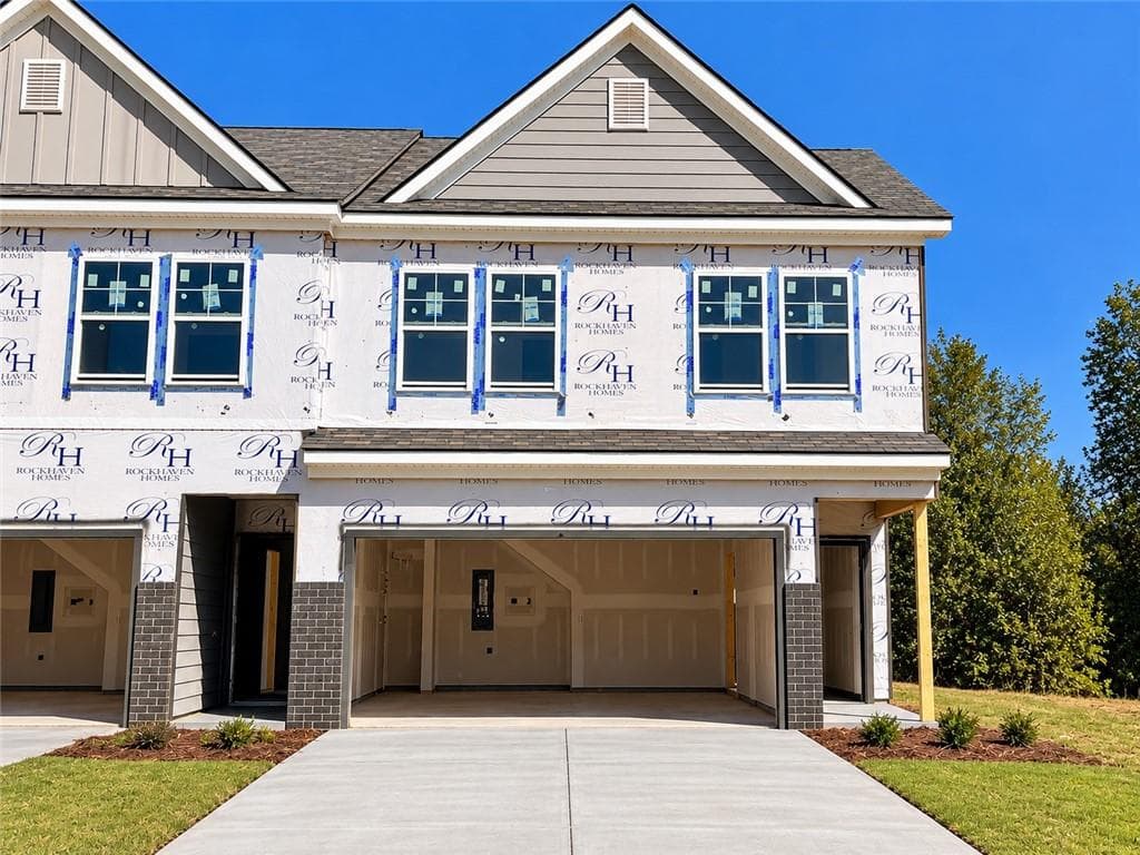 3 bedroom, 3 bathroom, 1,695 sq ft townhouse for sale at 304 Epping Street 27, Stockbridge, GA 30281