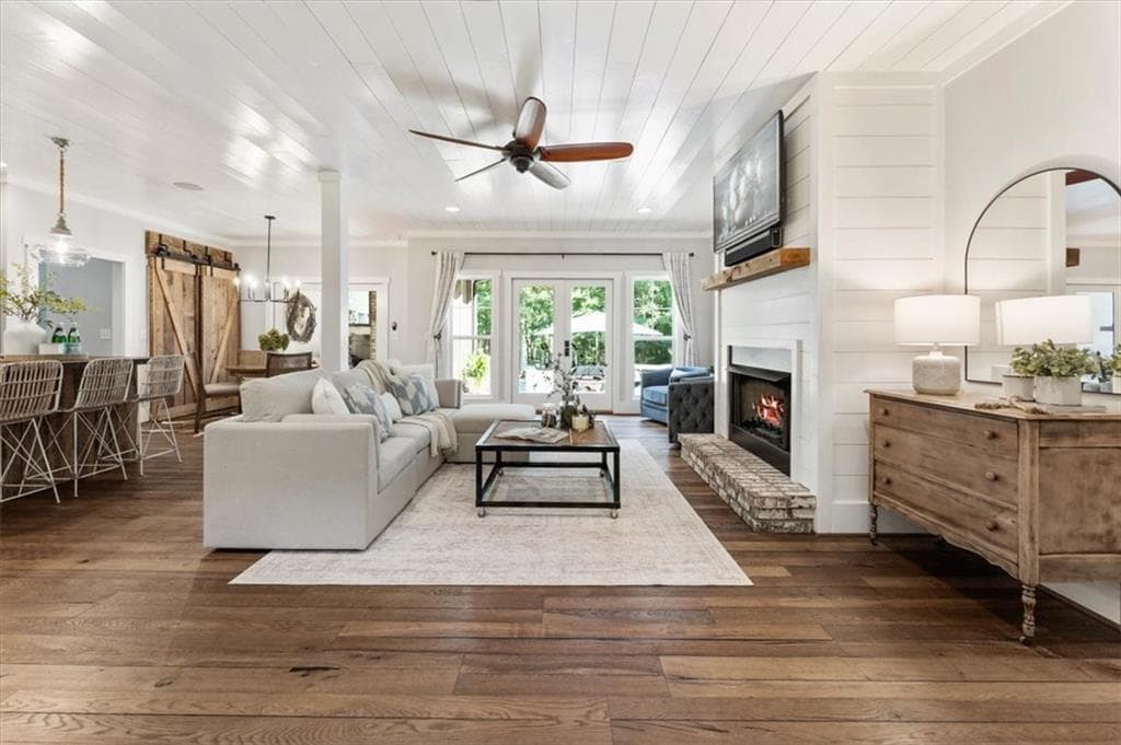4 bedroom, 3 bathroom, 3,153 sq ft single family residence for sale at 889 Freehome Road, Canton, GA 30115 — photo 2