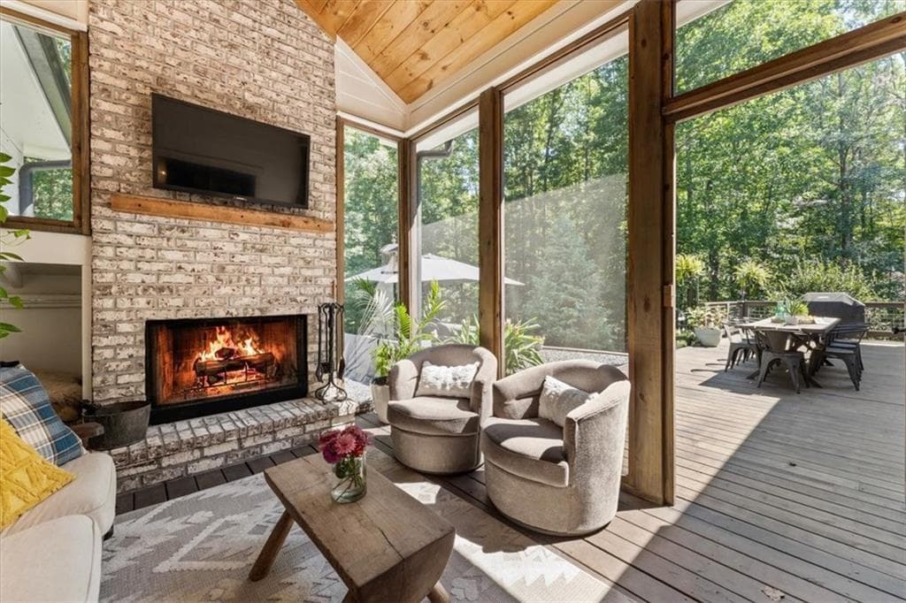 4 bedroom, 3 bathroom, 3,153 sq ft single family residence for sale at 889 Freehome Road, Canton, GA 30115 — photo 4