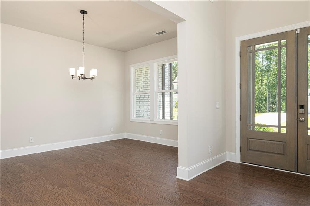 5 bedroom, 6 bathroom, 4,600 sq ft single family residence for sale at 4415 Hawthorn, Alpharetta, GA 30022 — photo 3