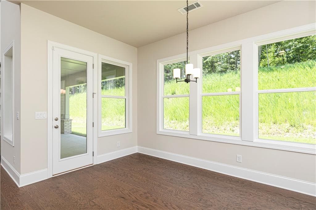 5 bedroom, 6 bathroom, 4,600 sq ft single family residence for sale at 4415 Hawthorn, Alpharetta, GA 30022 — photo 9
