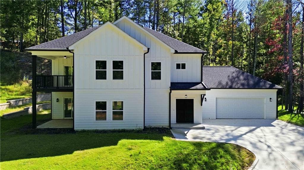4 bedroom, 3 bathroom, 2,658 sq ft home for sale at 185 Stephanie Lane, Covington, GA