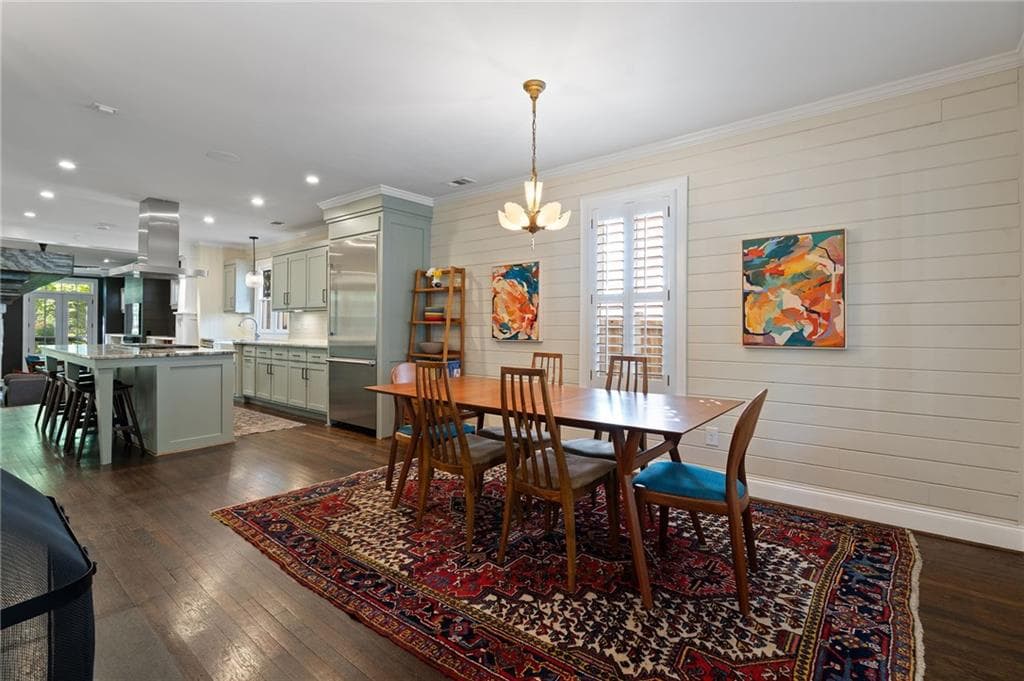 3 bedroom, 2 bathroom, 2,069 sq ft single family residence for sale at 2079 Dunwoody Street, Atlanta, GA 30317 — photo 6