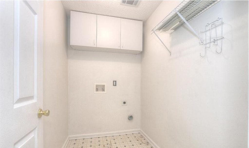 3 bedroom, 2 bathroom, 1,500 sq ft single family residence for rent at 3284 Rockwalk Terrace, Loganville, GA 30052 for $2,200 a month — photo 5