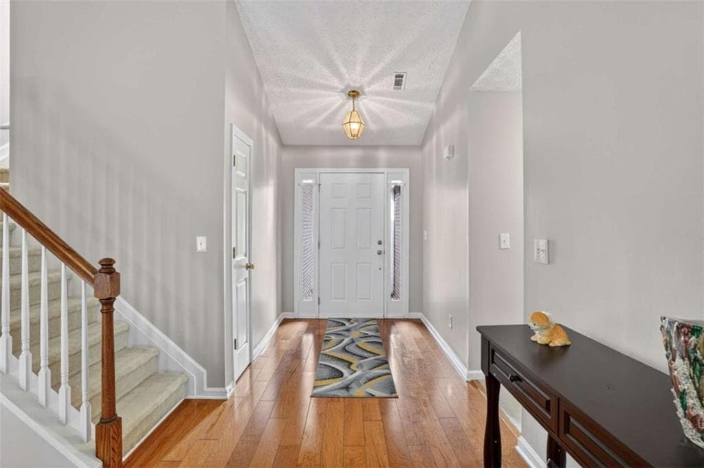 4 bedroom, 2 bathroom, 2,428 sq ft single family residence for sale at 2270 Taylor Pointe Way, Dacula, GA 30019 — photo 6