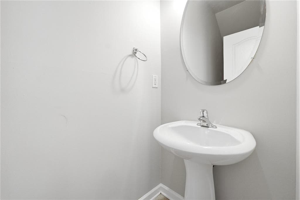 3 bedroom, 3 bathroom, 1,875 sq ft townhouse for rent at 1006 Ivydale Circle, Lawrenceville, GA 30045 for $2,195 a month — photo 10