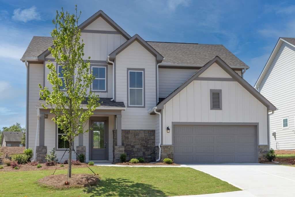 4 bedroom, 3 bathroom, 2,228 sq ft single family residence for sale at 84 Hickory Grove Lane, Hoschton, GA 30548 — photo 1 of 34
