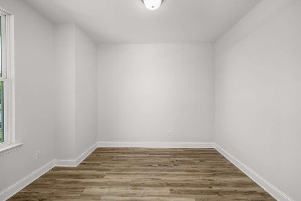 4 bedroom, 3 bathroom, 2,228 sq ft single family residence for sale at 84 Hickory Grove Lane, Hoschton, GA 30548 — photo 5