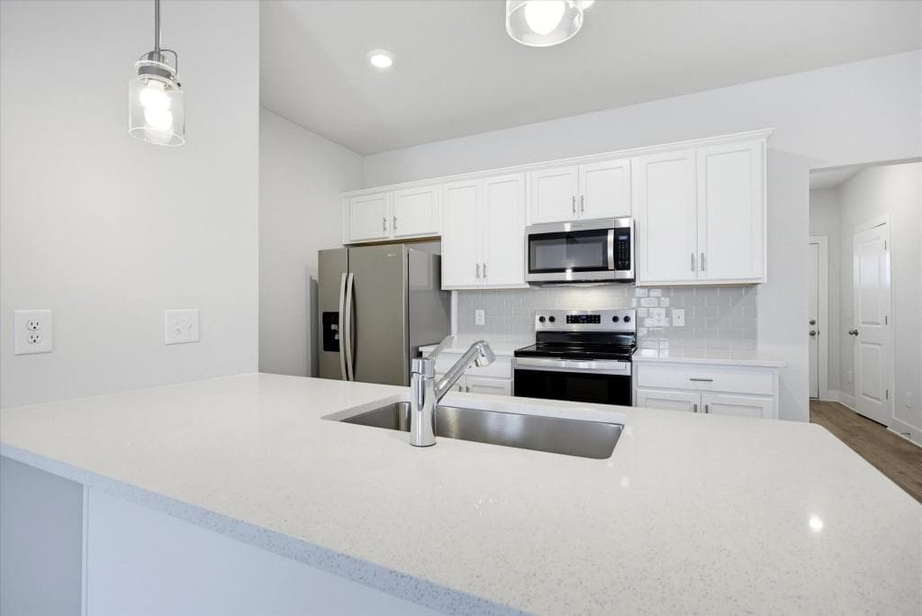 3 bedroom, 3 bathroom, 1,302 sq ft townhouse for rent at 139 Chastain Drive, Cartersville, GA 30120 for $1,800 a month — photo 7
