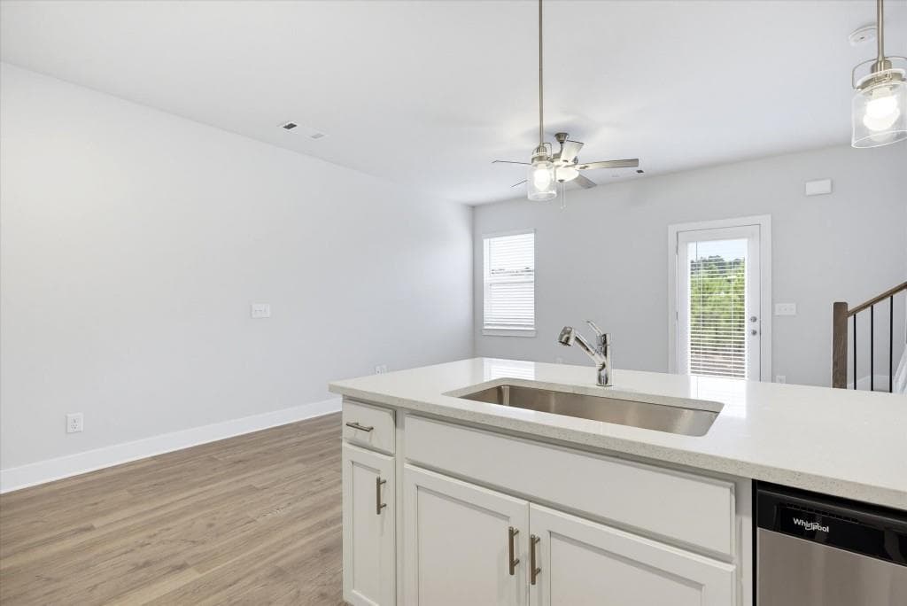 3 bedroom, 3 bathroom, 1,302 sq ft townhouse for rent at 139 Chastain Drive, Cartersville, GA 30120 for $1,800 a month — photo 10