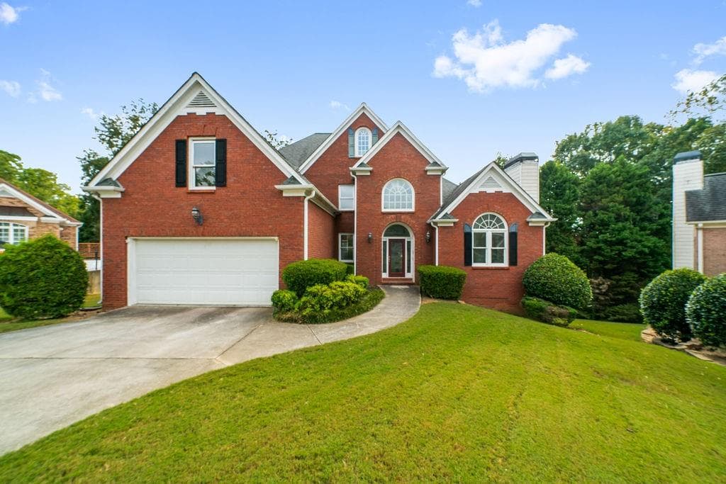 4 bedroom, 4 bathroom, 3,006 sq ft single family residence for sale at 2409 Vinings Oaks Court, Smyrna, GA 30082 — photo 4