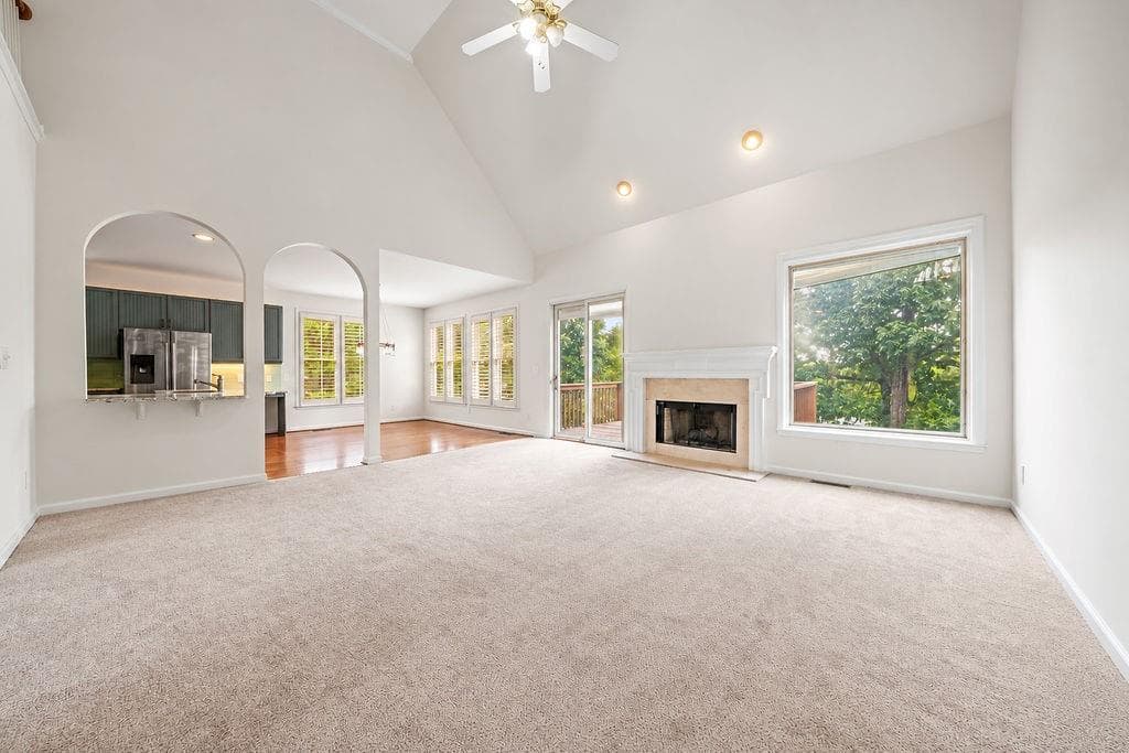 4 bedroom, 4 bathroom, 3,006 sq ft single family residence for sale at 2409 Vinings Oaks Court, Smyrna, GA 30082 — photo 9