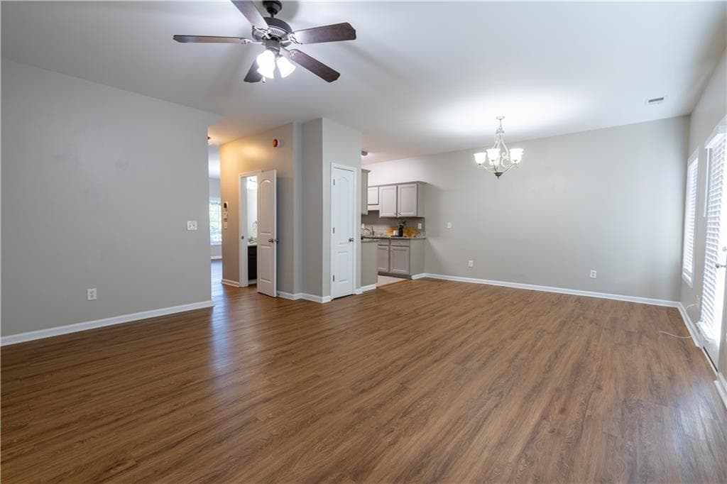 3 bedroom, 3 bathroom, 1,781 sq ft townhouse for sale at 17 Village Glen, Dallas, GA 30157 — photo 6
