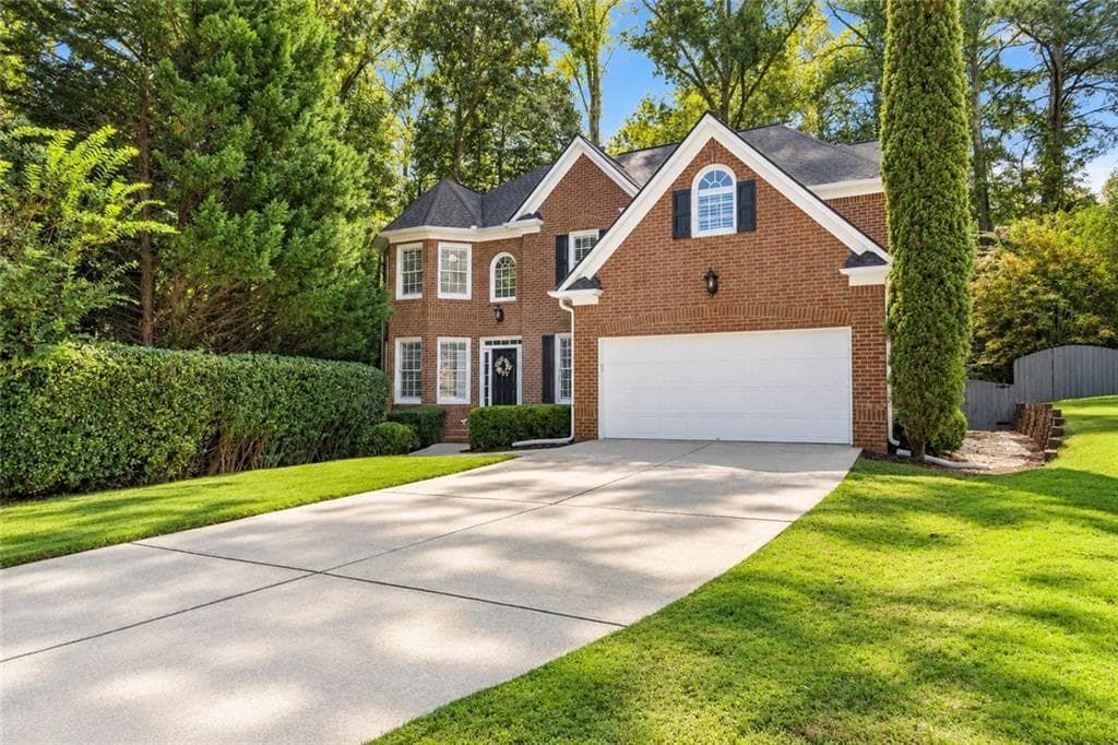 6 bedroom, 5 bathroom, 4,572 sq ft single family residence for sale at 135 Lynwood Drive, Roswell, GA 30075