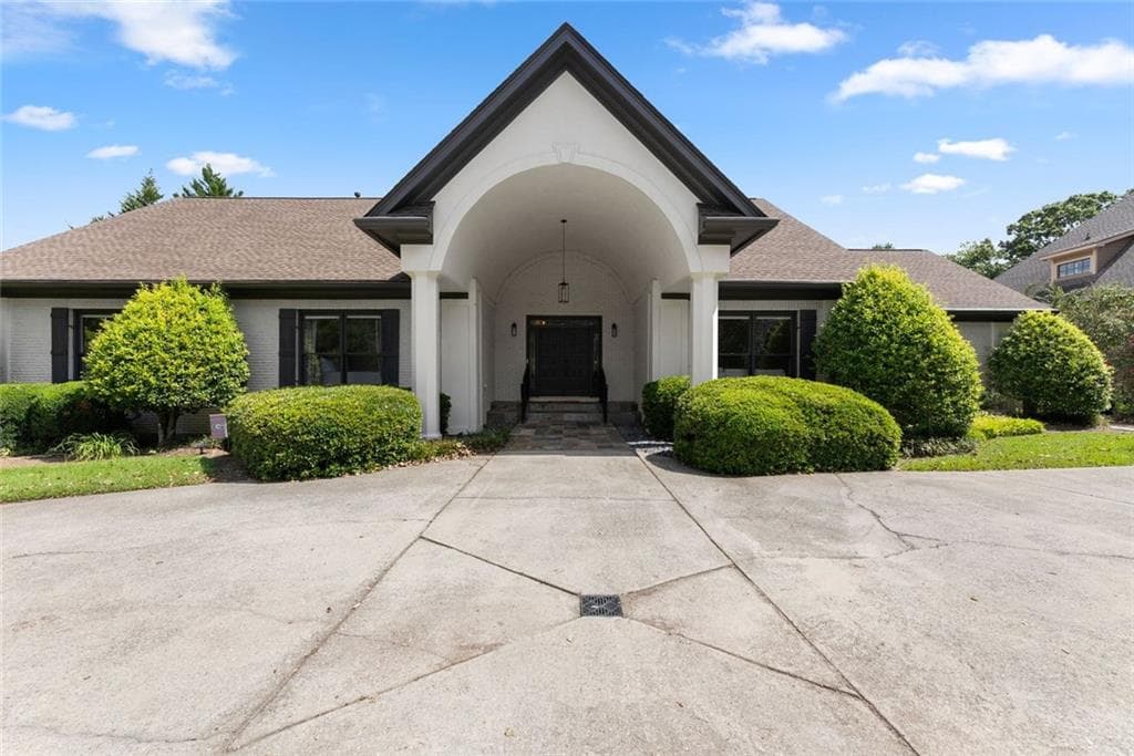 5 bedroom, 4 bathroom, 6,256 sq ft single family residence for sale at 4512 Northampton, Flowery Branch, GA 30542 — photo 9