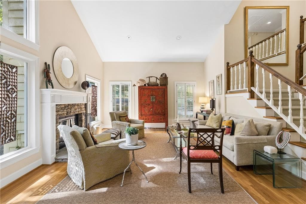4 bedroom, 5 bathroom, 4,358 sq ft single family residence for sale at 5075 Jett Forest Trail, Sandy Springs, GA 30327 — photo 10