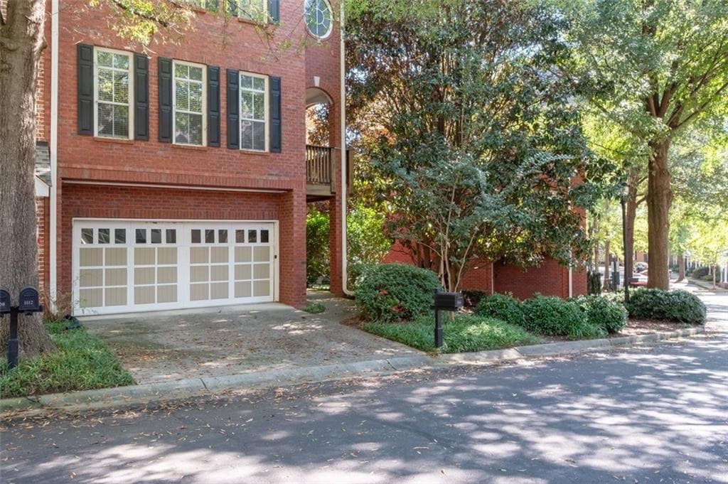 2 bedroom, 3 bathroom, 1,578 sq ft townhouse for sale at 1116 Glenridge Place 605, Sandy Springs, GA 30342 — photo 4